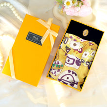 將圖片載入圖庫檢視器 StephyDesignHK 一起跳舞絲巾連絲巾扣高貴禮盒