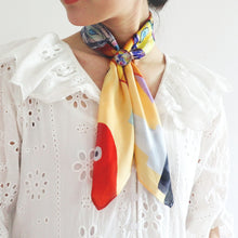 將圖片載入圖庫檢視器 【客製化絲巾禮物】 個人畫作客製絲巾 & 絲巾扣禮盒 / 母親節/ 畢業禮物