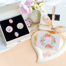 將圖片載入圖庫檢視器 StephyDesignHK【精緻禮盒】四入絲巾扣高級禮盒套裝 | 客製化禮物