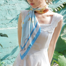 將圖片載入圖庫檢視器 StephyDesignHK-香港特色/香港手信-"香港好地方"絲巾禮盒套裝