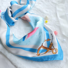 將圖片載入圖庫檢視器 StephyDesignHK 【香港禮盒手信】客製化禮物香港 山嶼海手繪大方巾/ 配絲巾扣禮盒