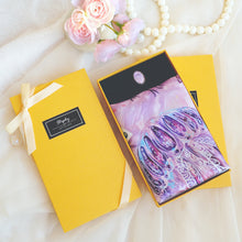 將圖片載入圖庫檢視器 StephyDesignHK  【紫色水母】絲巾+絲巾扣高級禮盒