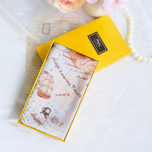 將圖片載入圖庫檢視器 StephyDesignHK 【插畫世界地圖】遊歷童話國 絲巾+ 絲巾扣 高級禮盒