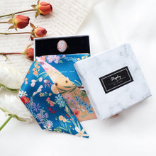 將圖片載入圖庫檢視器 繁花盛開長絲巾飄帶髮帶禮盒配絲巾扣禮盒套裝