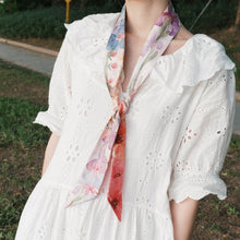 將圖片載入圖庫檢視器 StephyDesignHK  手繪水彩花TWILLY 髮帶絲巾配絲巾扣禮盒 / 領巾 / 長絲巾