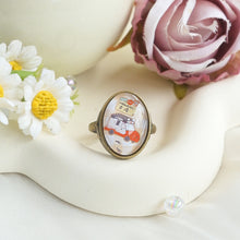 將圖片載入圖庫檢視器 【香港手繪長絲巾】 米黃色 TWILLY 絲巾配絲巾扣禮盒/香港禮品