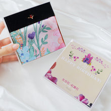 將圖片載入圖庫檢視器 StephyDesignHK 7月生日專屬誕生月絲巾禮盒-生日鑽絲巾扣+ 絲巾禮盒套裝