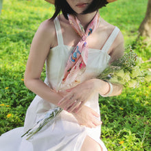 將圖片載入圖庫檢視器 StephyDesignHK <祝福系列> 美麗動人粉紅絲巾配 B字母絲巾扣禮盒【祝福絲巾禮物】