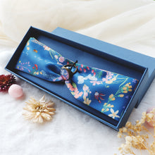 將圖片載入圖庫檢視器 StephyDesignHK  【閨蜜生日禮物】好姊姊禮物 - Twilly絲巾配絲巾扣 感謝卡禮盒