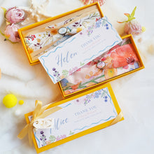 將圖片載入圖庫檢視器 StephyDesignHK  【客製化禮物】 回禮小禮物- 絲巾感謝卡套裝禮盒