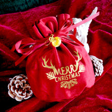 將圖片載入圖庫檢視器 StephyDesignHK 【聖誕盲盒禮盒】 限定優惠 聖誕絲巾及絲巾扣盲盒系列