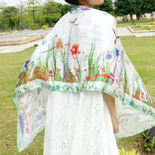 將圖片載入圖庫檢視器 StephyDesignHK【蘭花圍巾】清雅蘭花長款絲巾配絲巾扣高貴禮盒 | 披肩