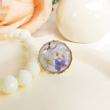 將圖片載入圖庫檢視器 StephyDesignHK【蘭花圍巾】清雅蘭花長款絲巾配絲巾扣高貴禮盒 | 披肩