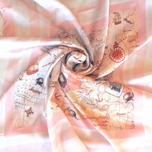 將圖片載入圖庫檢視器 StephyDesignHK 【粉嫩童話の約定】65x65cm夢幻童話國絲巾+ 絲巾扣 高級禮盒