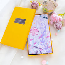 將圖片載入圖庫檢視器 香港維港幻浪 粉紫浪漫輕飄雪紡長圍巾/ 配絲巾扣高雅禮盒