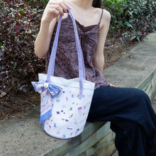 將圖片載入圖庫檢視器 香港維港幻浪 絨毛水桶布包 | 絲巾綁帶手提袋