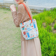 Load image into Gallery viewer, StephyDesignHK -  Bucket Tote Bag with a Touch of Hong Kong
