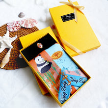 將圖片載入圖庫檢視器 StephyDesignHK  【香港手信 禮物】 香港山嶼海-絲巾Twilly 領帶禮盒套裝(客製禮物)