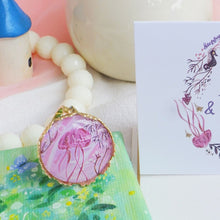 將圖片載入圖庫檢視器 StephyDesignHK【粉紫絲巾禮盒】配三環絲巾扣套裝 | 紫色水母絲巾扣配大小絲巾