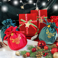 將圖片載入圖庫檢視器 StephyDesignHK 【聖誕盲盒禮盒】 限定優惠 聖誕絲巾及絲巾扣盲盒系列