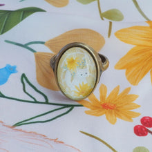 將圖片載入圖庫檢視器 StephyDesignHK 獨家插畫絲巾扣禮物 - 手工打造心意禮品/定製禮物