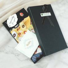 將圖片載入圖庫檢視器 StephyDesignHK 歡樂舞會大絲巾連絲巾扣高雅禮盒