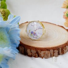 將圖片載入圖庫檢視器 湖水藍多色超輕飄逸圍巾配金香花絲巾扣禮盒-母親節禮盒