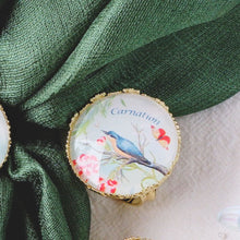 將圖片載入圖庫檢視器 香檳紅多色亞麻防曬披肩配玫瑰花絲巾扣禮盒-母親節禮盒