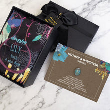 將圖片載入圖庫檢視器 StephyDesignHK 【百合花】♥母親和女兒♥母親節禮物絲巾禮盒