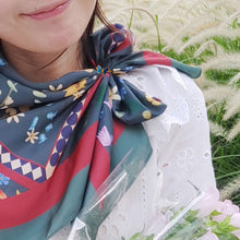將圖片載入圖庫檢視器 給致愛的外婆 / 祖母/ 阿嬤/ 嫲嫲 - 【母親節禮物盒】 輕軟絲巾禮盒套裝