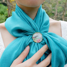 將圖片載入圖庫檢視器 湖水藍多色超輕飄逸圍巾配金香花絲巾扣禮盒-母親節禮盒