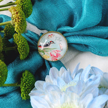 將圖片載入圖庫檢視器 湖水藍多色超輕飄逸圍巾配金香花絲巾扣禮盒-母親節禮盒