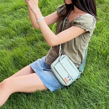 將圖片載入圖庫檢視器 StephyDesignHK  湖水綠色多夾層斜背包/ 輕巧布包 / 超輕防水包