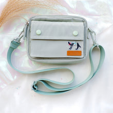 將圖片載入圖庫檢視器 StephyDesignHK  湖水綠色多夾層斜背包/ 輕巧布包 / 超輕防水包