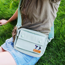 將圖片載入圖庫檢視器 StephyDesignHK  湖水綠色多夾層斜背包/ 輕巧布包 / 超輕防水包