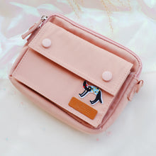 將圖片載入圖庫檢視器 StephyDesignHK  粉桃色多夾層斜背包/ 防水收納布包 / 超輕防水包