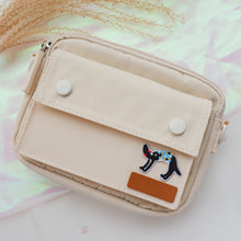 將圖片載入圖庫檢視器 StephyDesignHK  白色多夾層斜背包/ 輕巧布包 / 超輕防水包/ 可愛嬌小側背包