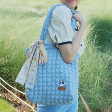 將圖片載入圖庫檢視器 StephyDesignHK 天藍色日系雲朵泡泡花朵斜背貓布包送貓貓插畫絲巾 / 自訂選自家貓刺繡片 客製化禮物