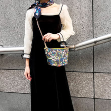 Load image into Gallery viewer, StephyDesignHK Set of 4 Scarf + + Scarf Ring + Dual-purpose Crossbody Bag / Clutch Bag