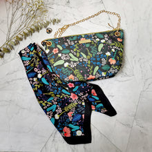 Load image into Gallery viewer, StephyDesignHK Set of 4 Scarf + + Scarf Ring + Dual-purpose Crossbody Bag / Clutch Bag