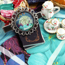 將圖片載入圖庫檢視器 StephyDesignHK 【禮盒套裝】6件套禮盒百合花絲巾+絲巾扣+包包+3張心意卡