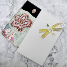 Load image into Gallery viewer, scarf gift set-Stephydesignhk