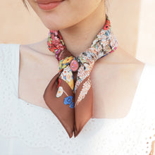 將圖片載入圖庫檢視器 StephyDesignHK <祝福系列> Grace 祝福禮盒 恩典滿滿絲巾配英文字G絲巾扣禮盒