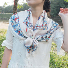 將圖片載入圖庫檢視器 StephyDesignHK <祝福系列>【祝福禮盒】 Laugher 眉開眼笑 絲巾禮盒套裝 | 客製化祝福禮物