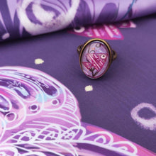 將圖片載入圖庫檢視器 StephyDesignHK紫色海洋精靈水母大絲巾連絲巾扣高雅禮盒 - stephydesignhk