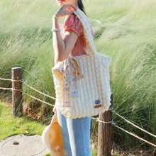 Load image into Gallery viewer, StephyDesignHK White cotton candy cloth Tote bag with Twilly / Matched with cat embroidery