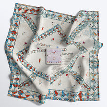 將圖片載入圖庫檢視器 StephyDesignHK 6月生日專屬誕生月絲巾禮盒-生日鑽絲巾扣+ 絲巾禮盒套裝