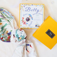 將圖片載入圖庫檢視器 StephyDesignHK 【客製化生日禮物】 專屬名字絲巾扣+ 絲巾禮盒/閨密禮物/字母禮物