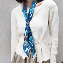 將圖片載入圖庫檢視器 StephyDesignHK  森林花園雙面長絲巾配絲巾扣禮盒 /髮帶 / 領巾 / 圍脖絲巾