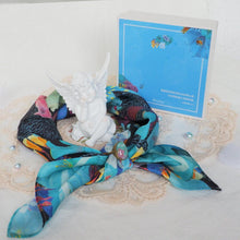 將圖片載入圖庫檢視器 StephyDesignHK ~福音禮物 Faith ~信~圍巾/絲巾及絲巾扣禮盒套裝